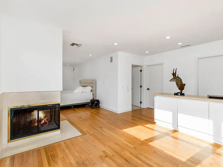 341 Surfview Dr — Photo 15