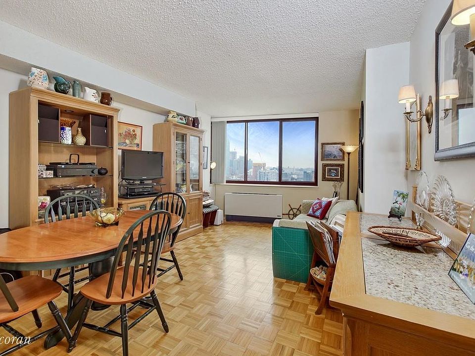 1st image of 474 48th Ave APT 19H