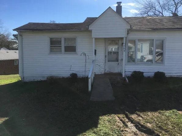 1003 Freeney Ave, Suffolk, VA 23434