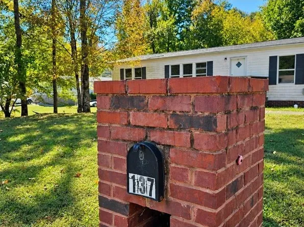 137 Cutters Ln, Clinton, TN 37716