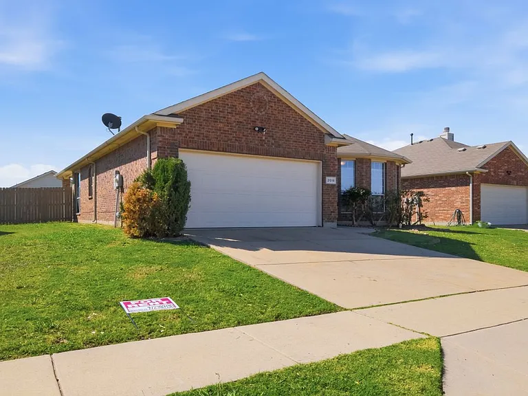 2016 Priscella Dr — Photo 22