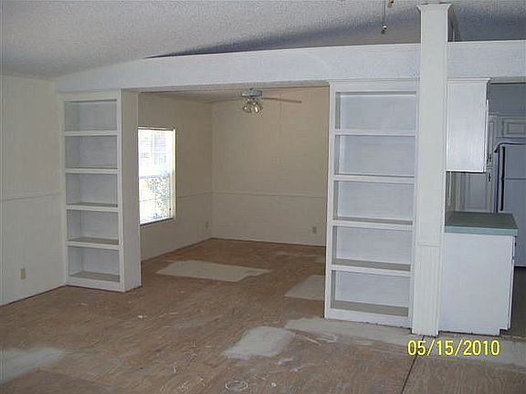 2nd image of 156 SW Laguna Gln