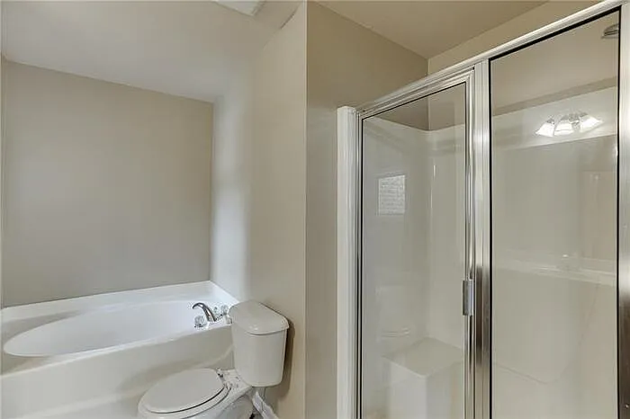 314 Oakland Hills Way — Photo 7