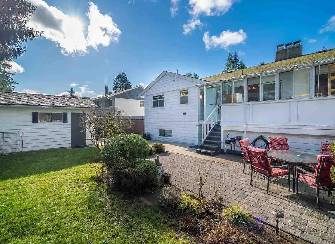 2 bed, $2,300 — Photo 2