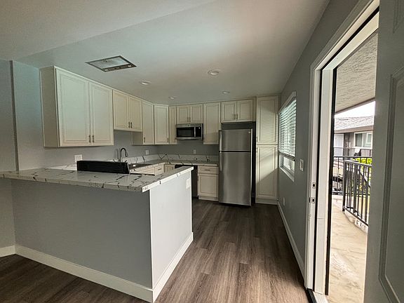2nd image of 3820 Haines St APT 4