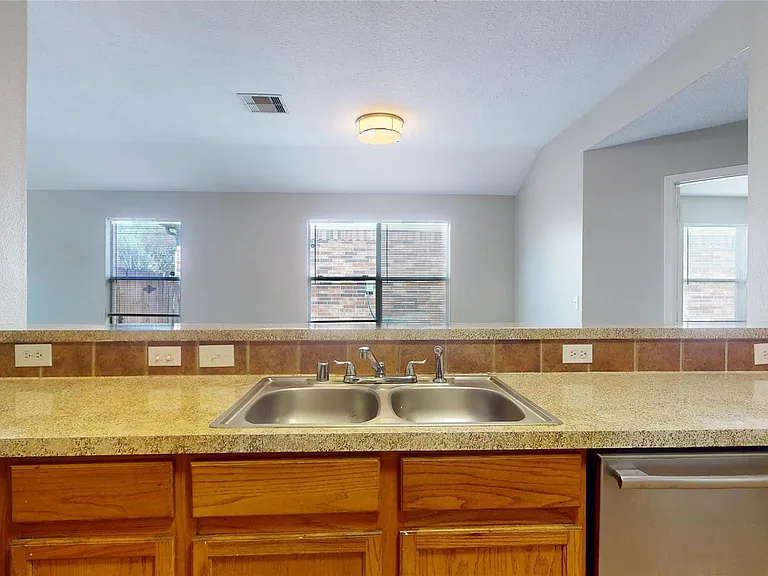 6007 Baldwin Elm St — Photo 12