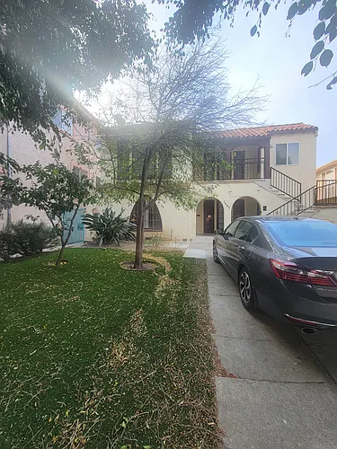 1427 S Shenandoah St Photo 1
