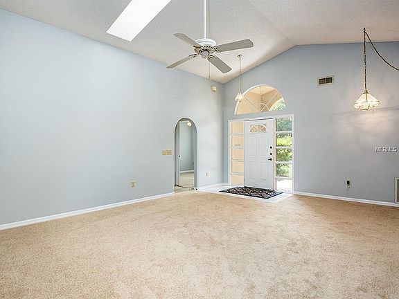 4th image of 1012 Trout Creek Dr