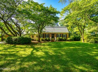 5116 Holly Ln, Morehead City, NC 28557