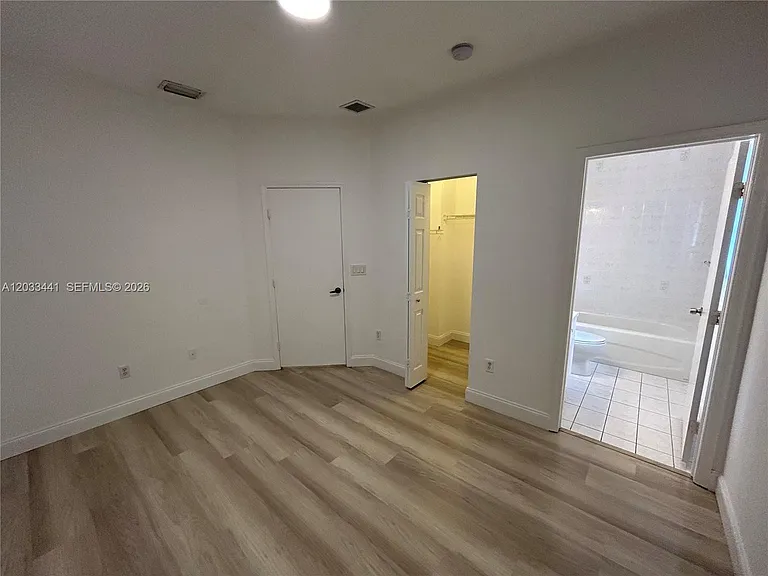 4961 Leeward Ln #3102 — Photo 16