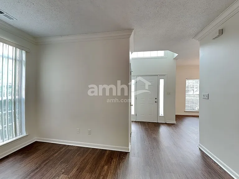 1106 Kerry Greens Dr — Photo 9