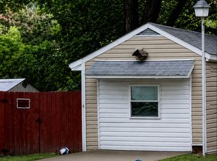 33 Roland Dr, Hampton, VA 23669