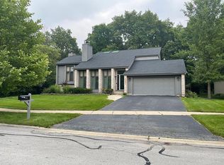 730 Feather Sound Dr, Bolingbrook, IL 60440