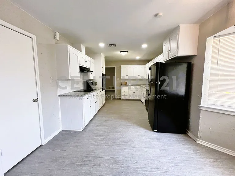 3709 Ashford Ave — Photo 8