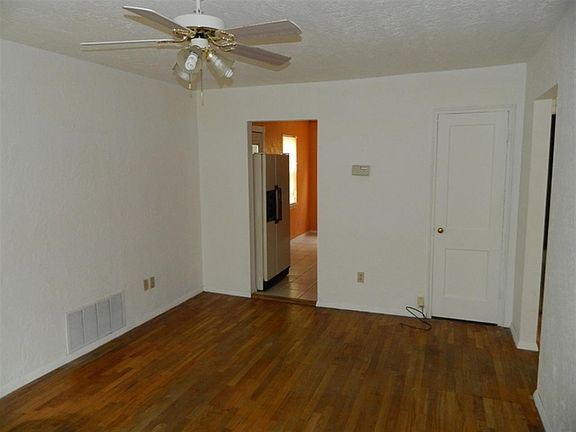 4th image of 1707 NW Irwin Ave