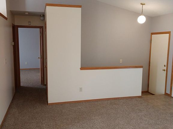 4th image of 3142 S Illinois Cir
