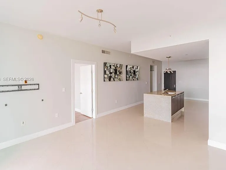 900 Biscayne Blvd #2705 — Photo 2