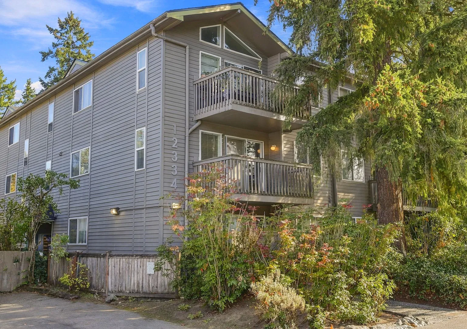 Freshly Updated 1-Bedroom with Private Patio & In-Unit Laundry — Photo 1