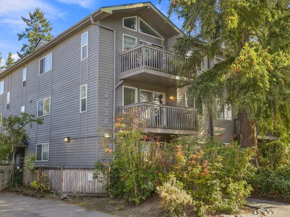 12334 33rd Ave NE, Seattle, WA