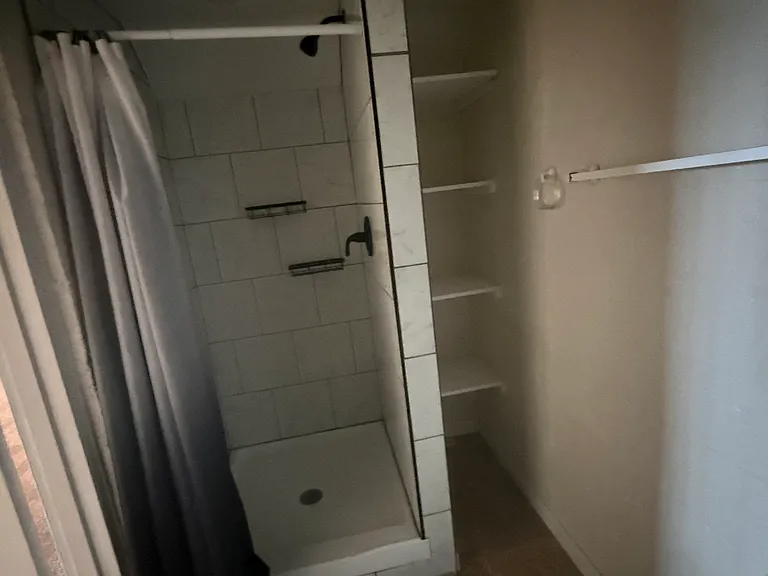 2213 Oakdale Ave — Photo 11