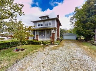 512 N Bourne St, Tolono, IL