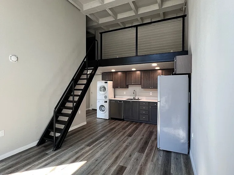 The 508 West — Photo 107
