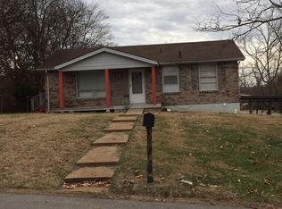 216 Friendship Dr, Goodlettsville, TN 37072