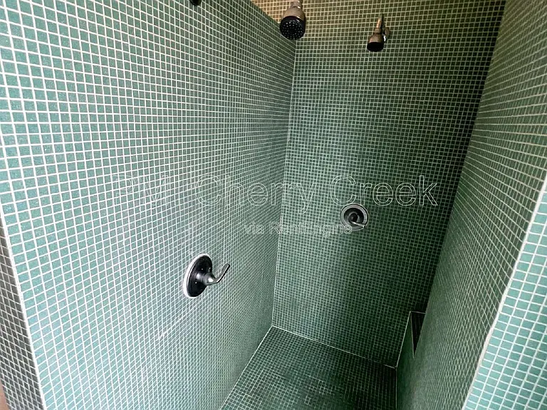 2545 Stout St — Photo 38
