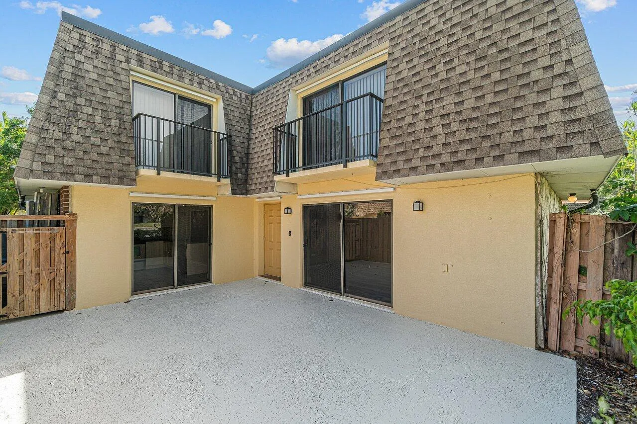 2 bed, 2.5 bath, 1235 sqft, $2,900 — Photo 4