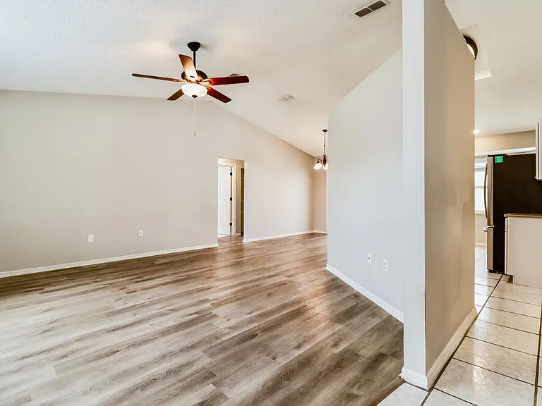 8403 Yearling Ln — Photo 4
