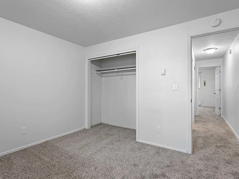 Fairway Apartments — Photo 21