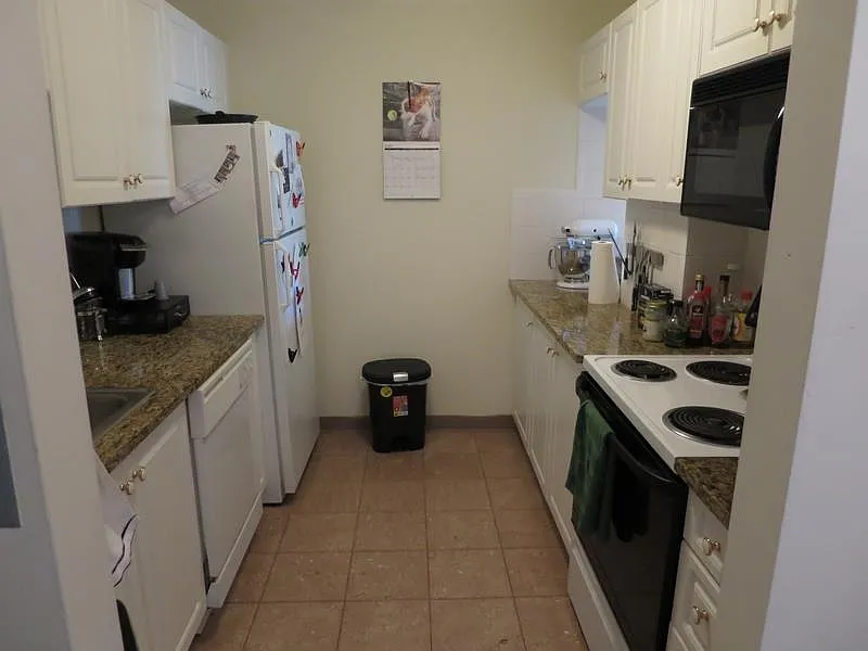 375 Highland Avenue — Photo 2