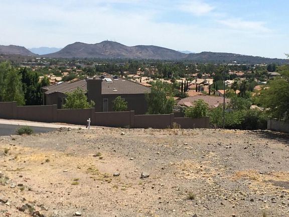2nd image of 1330 E Villa Theresa Dr