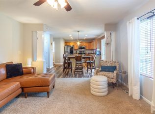 6403 Wilcot Ct, Johnston, IA 50131