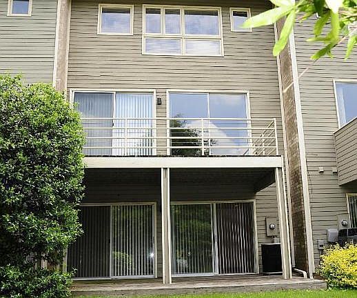 3rd image of 1953 Lakeport Way