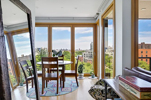 Sold by Compass | media 10