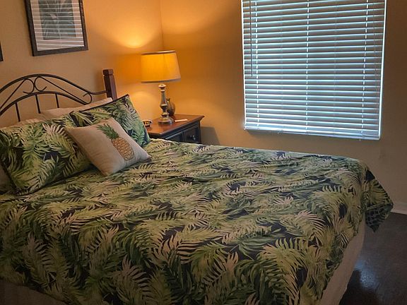 5th image of 1009 Villagio Gardens Ln #106