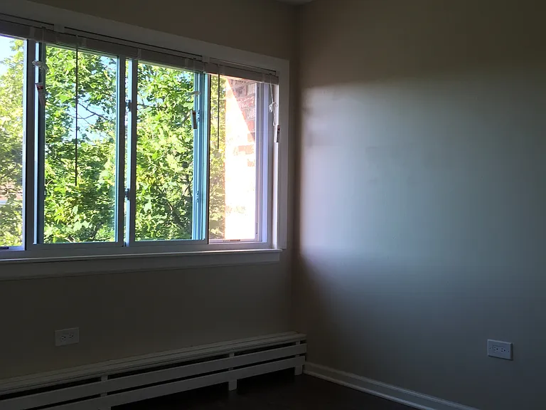 8631 W Foster Ave #3B — Photo 2