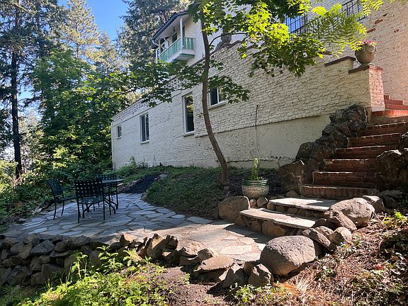 Apartment facing City and shade patio w/view of beautiful trees