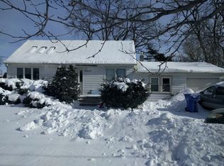 2257 S Wolf Rd, Des Plaines, IL 60018