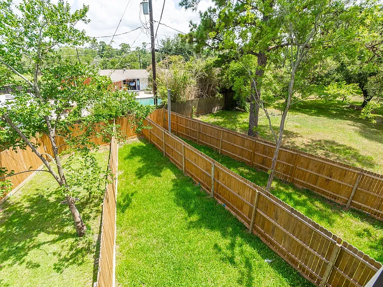 618 Maple Way #B — Photo 47