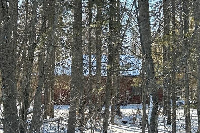 1st image of 619 102nd Ave W
