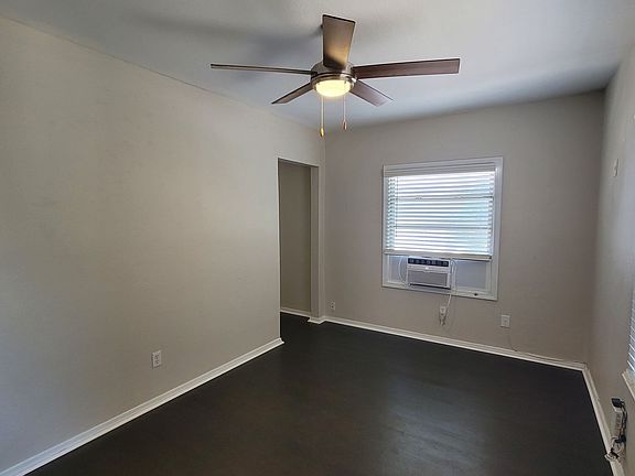 4th image of 137 E Norwood Ct APT 3