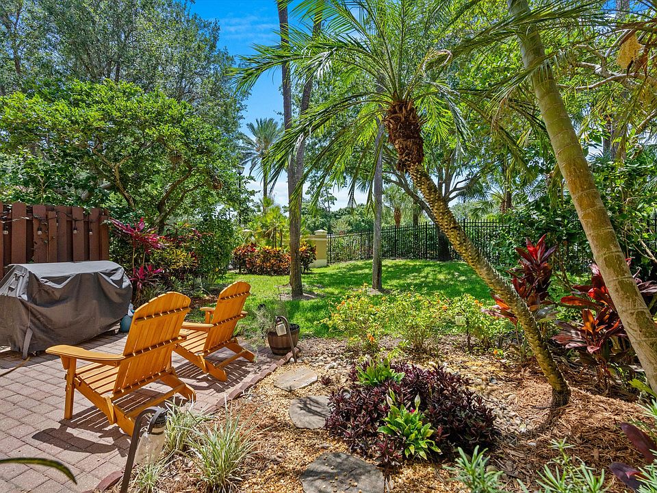 1st image of 2805 Eagle Rock Circle #4