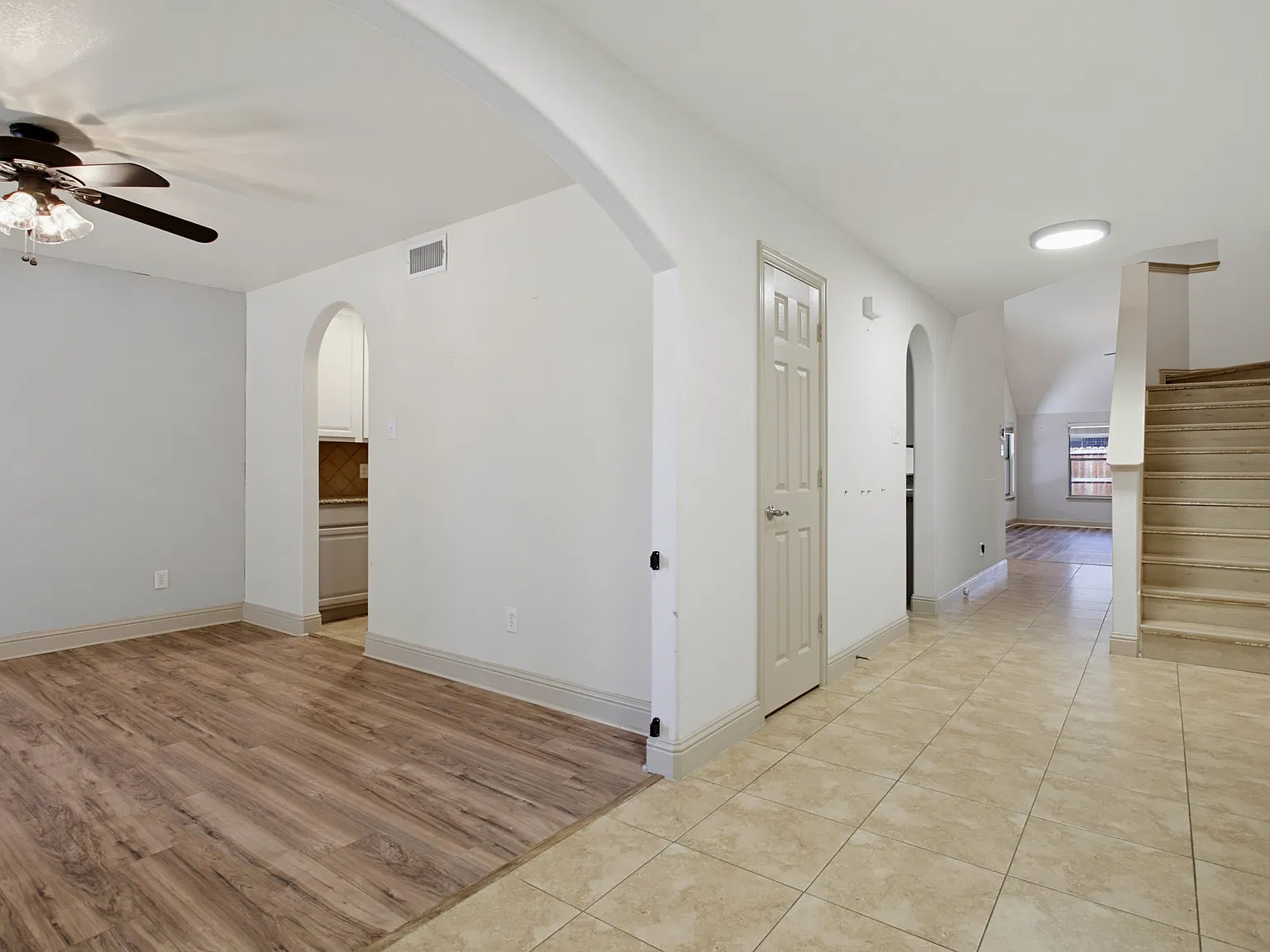 6 bed, 3446 sqft, $2,900 — Photo 3