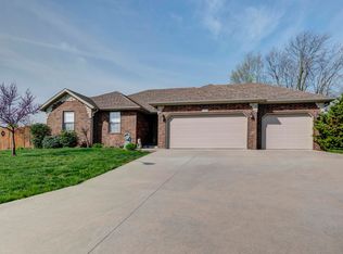 407 N Bonda Way, Nixa, MO 65714