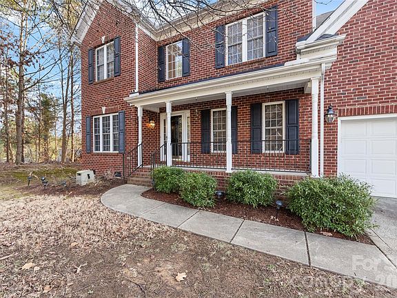 4th image of 10944 Hellebore Rd