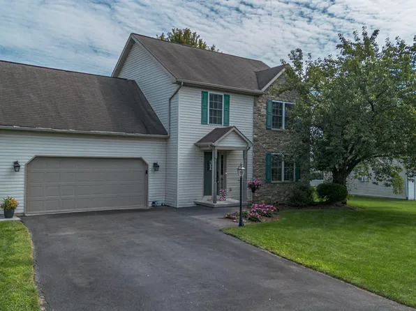 248 Macintosh Dr, Palmyra, PA 17078