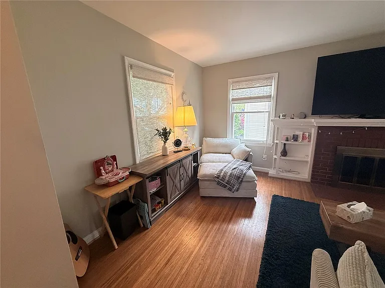 165 Orchard Dr — Photo 5