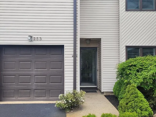 253 Plum Drive, Marlboro, NJ 07746